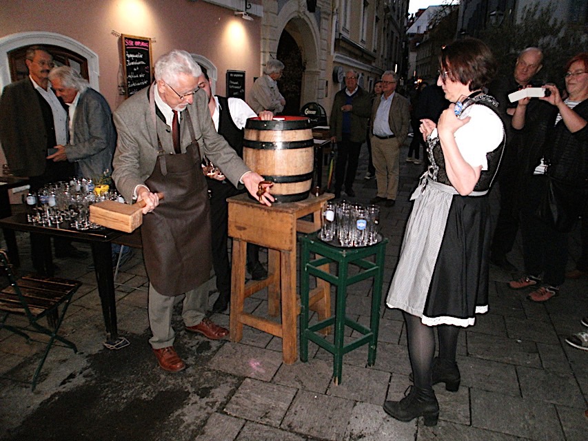 12 Jahre- Jubiläum Herzl Weinstube Graz